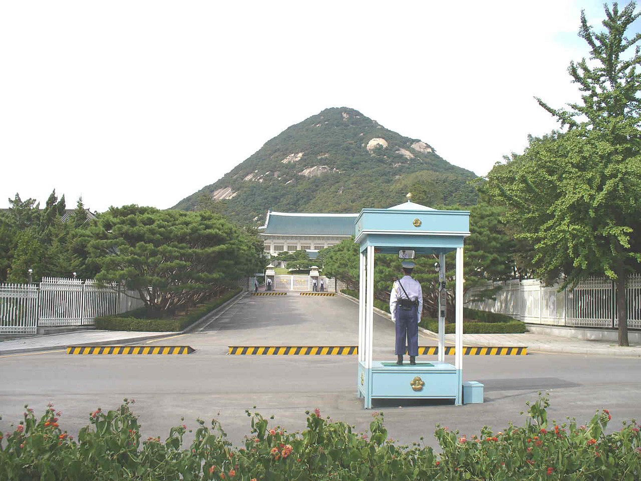 서울 청와대 앞 거리